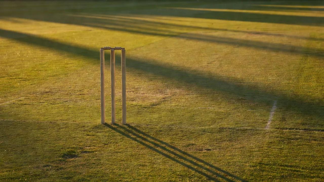 Finding Value in Cricket Betting: Thinking in Probabilities, Not Winners